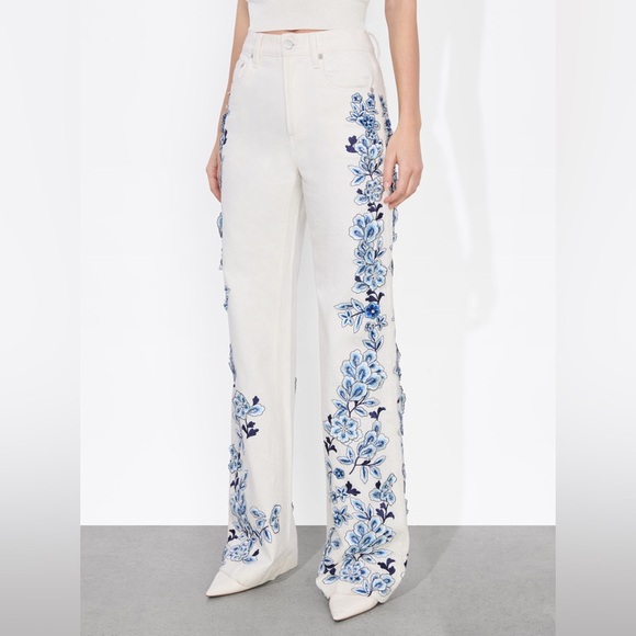 Alice + Olivia Weezy Embroidered Floral Jeans Off White Wide Leg Size 26 NWT
